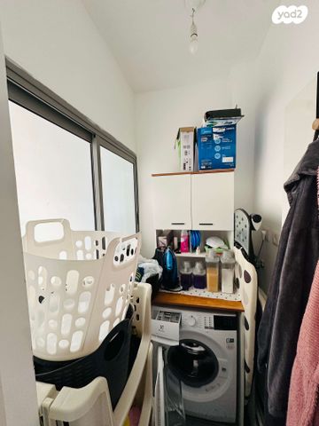 דירה, נצר חזני, נתיבות