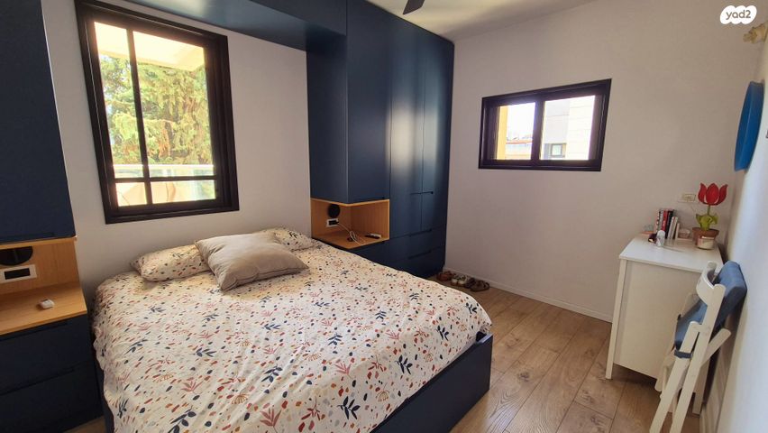 דירה, יגאל אלון, מרכז, הרצליה