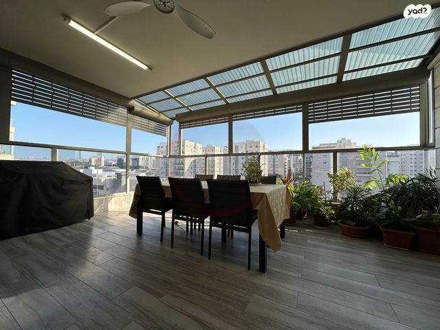 דירה, דבורה הנביאה, רובע יזרעאל סביוני העמק, עפולה