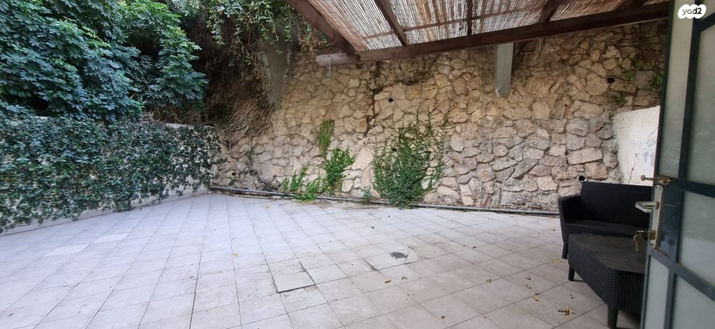 דירת גן, קרן היסוד, רוממה, חיפה