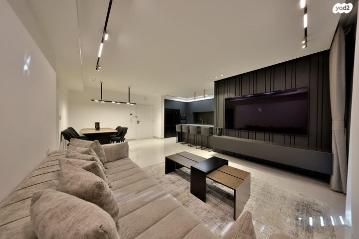 דירה, י.ל. פרץ, אברמסקי, קרית אתא