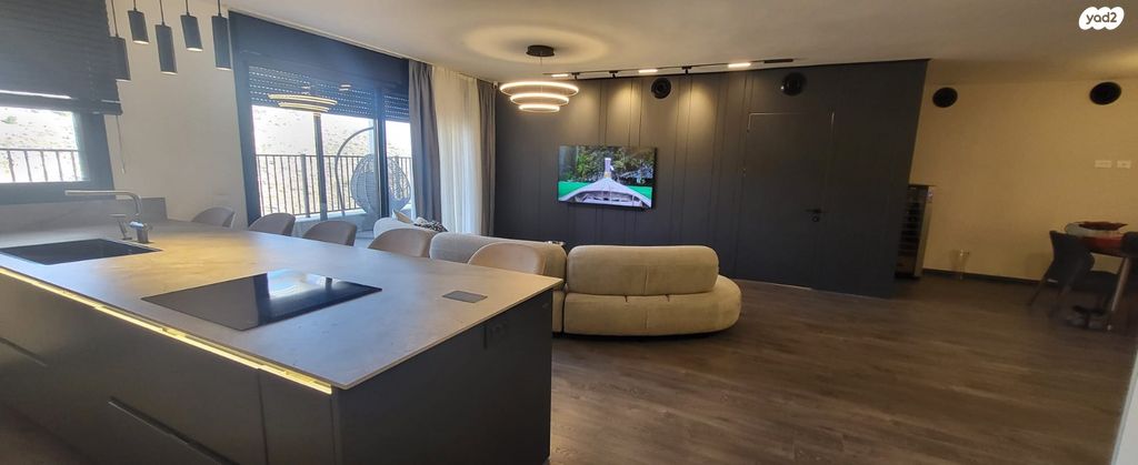 דירה, בית אריה / עופרים