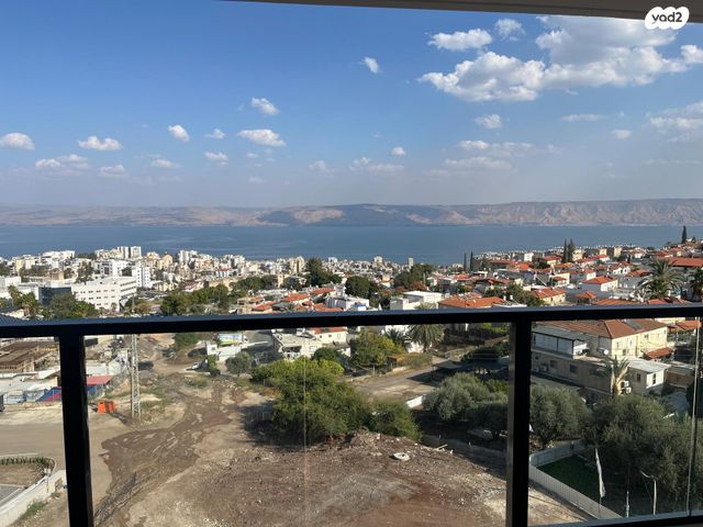 דירה, בר כוכבא, אחוזת כנרת, טבריה