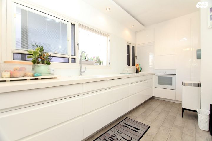 גג/ פנטהאוז, בארי 11, צפון מזרח מרכז העיר, נתניה