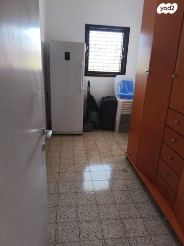 גג/ פנטהאוז, פתח תקווה, מרכז העיר דרום, נתניה