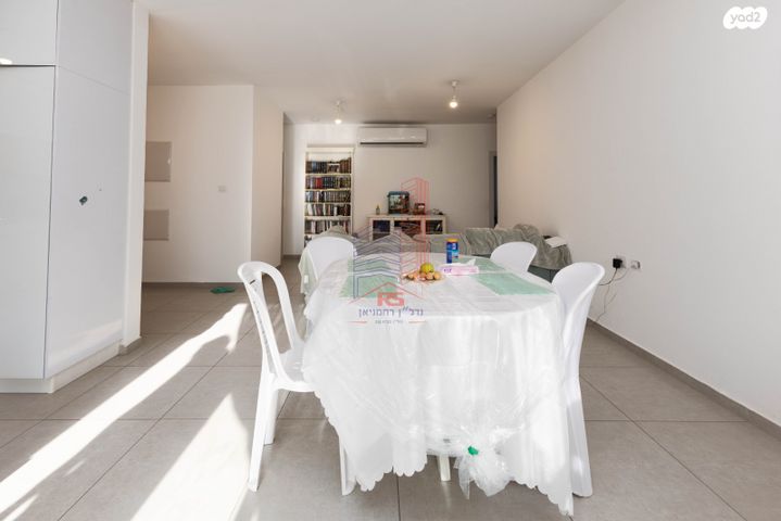 משה לב עמי 9