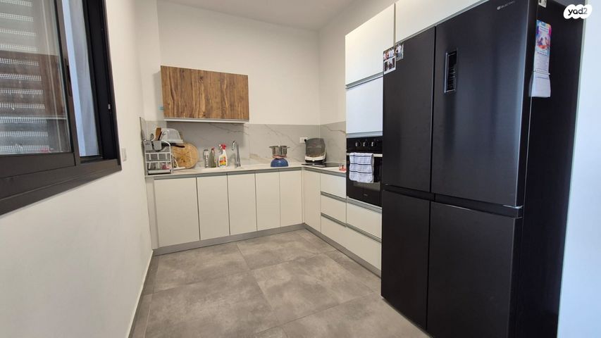 דירת גן, בר כוכבא, אחוזת כנרת, טבריה