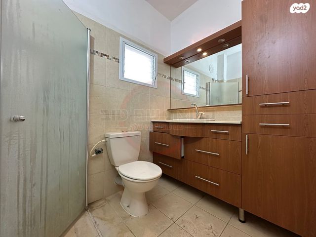 דירת גן, הפיקוסים, בית אלפא, בית אלפא