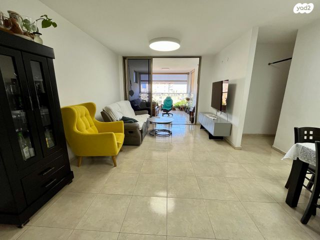 הרב יצחק נסים 