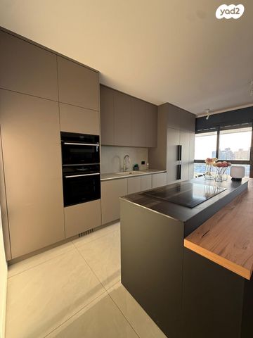 דירה, דרום חדש, פארק הים, בת ים