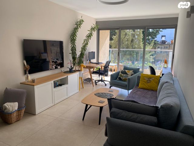 דירה, יגאל אלון, מרכז, הרצליה