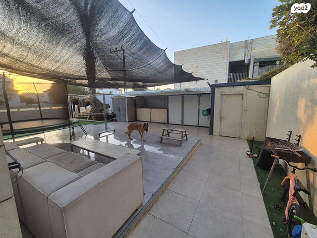 דירת גן, רפאל קלצ'קין, נווה מנחם, באר שבע