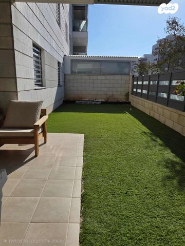 דירת גן, הסייפן 10, החותרים, טירת כרמל