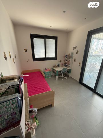 דירה, המתמיד 19, שכונת הראשונים, רמת גן