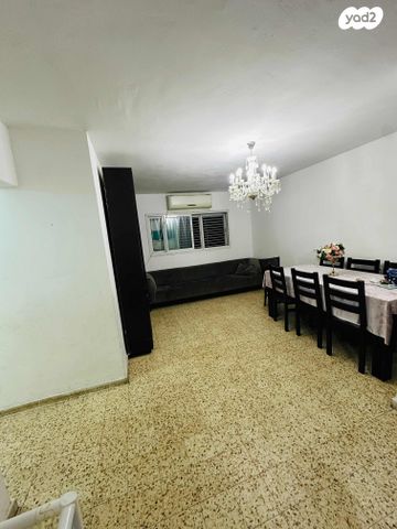 דירה, נתיבות