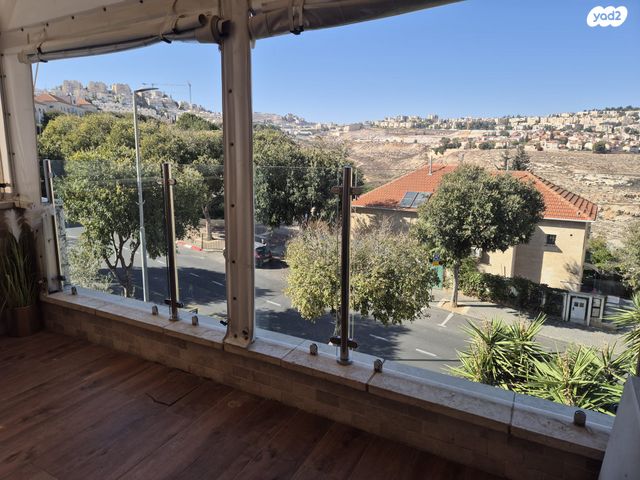 דופלקס, משה רחמילביץ', פסגת זאב, ירושלים