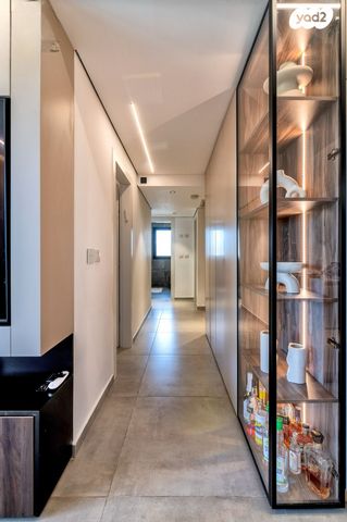 דירת גן, נאות שמיר, יבנה