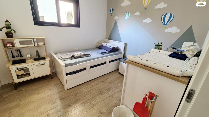 דירה, יגאל אלון, מרכז, הרצליה