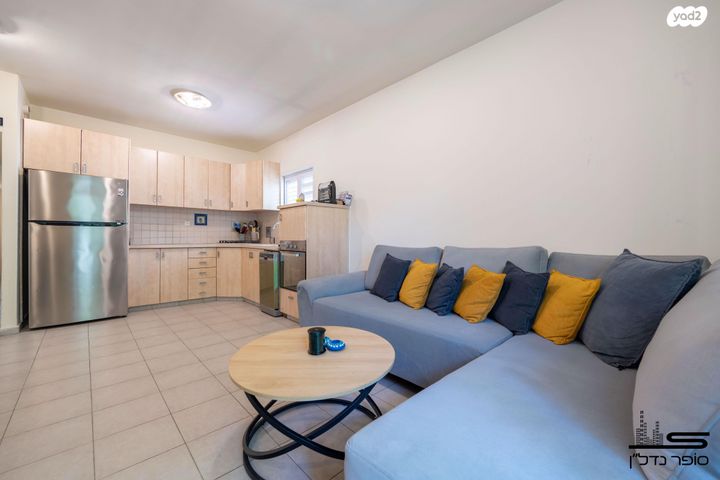 דירה, סמטת היסמין, נווה יהושע, ערמונים, רמת גן