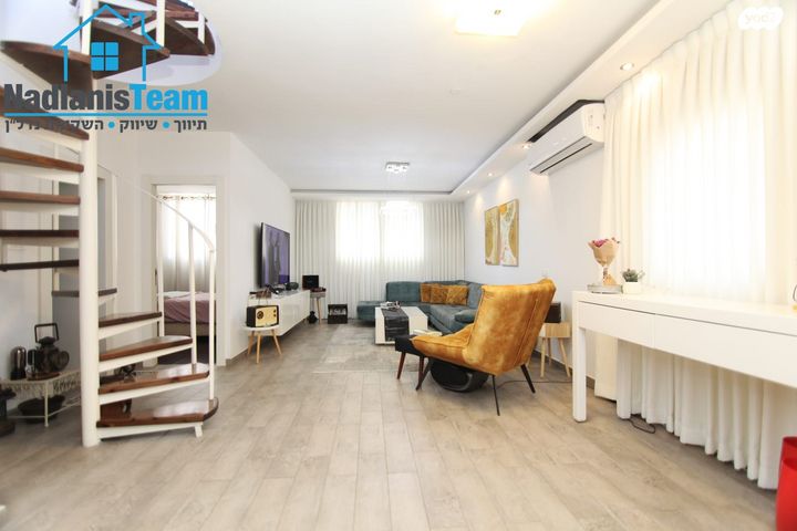 גג/ פנטהאוז, בארי 11, צפון מזרח מרכז העיר, נתניה