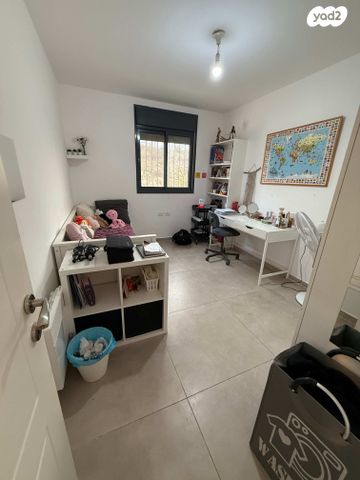 דירת גן, השקד, נופי החורש, מבשרת ציון