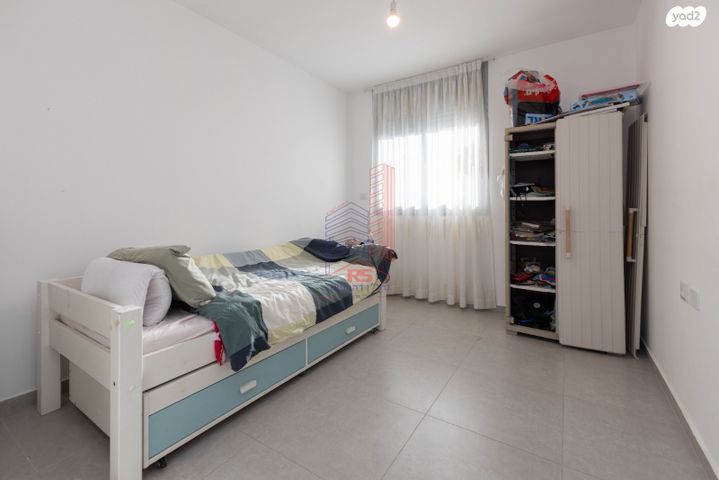 משה לב עמי 9