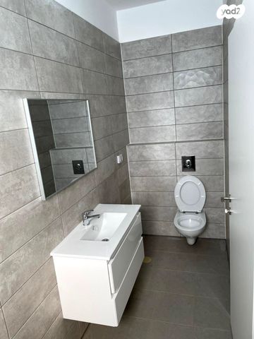 דירה, מלחמת ששת הימים, מרכז העיר, חדרה