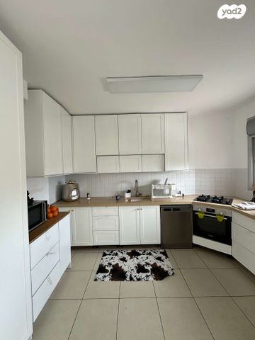 גג/ פנטהאוז, קרית אילון, חולון