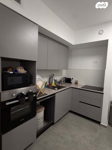 גג/ פנטהאוז, בן סרוק, הצפון החדש - כיכר המדינה, תל אביב יפו