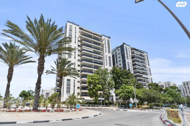 דירה, זבולון המר, קרית הלאום, ראשון לציון