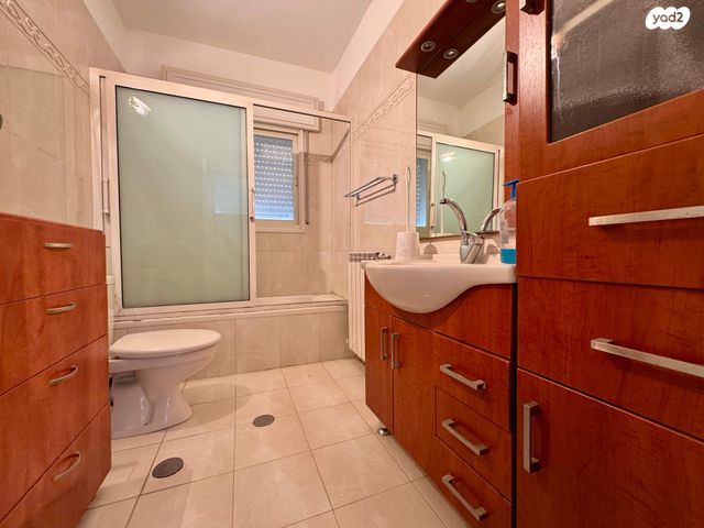 דירה, מקור חיים, מקור חיים, ירושלים