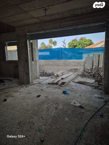 דו משפחתי, בנימינה גבעת עדה