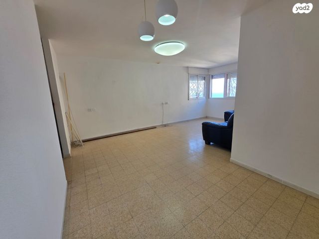 דירה, אבא הלל סילבר, יזרעאליה, חיפה