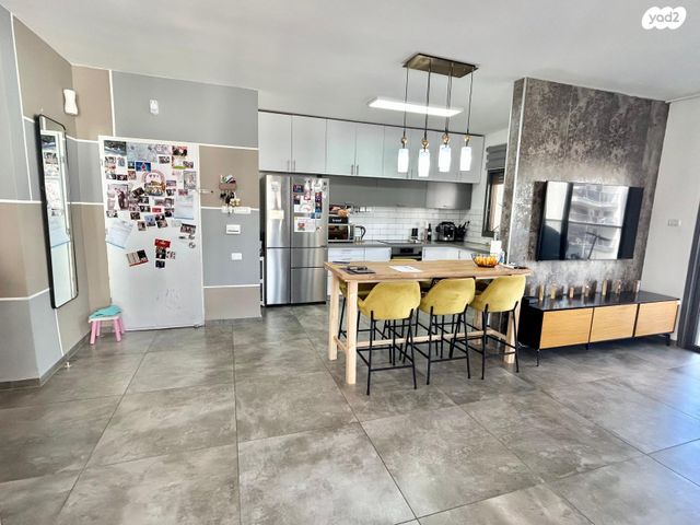 דירה, יעל רום, רובע יזרעאל סביוני העמק, עפולה