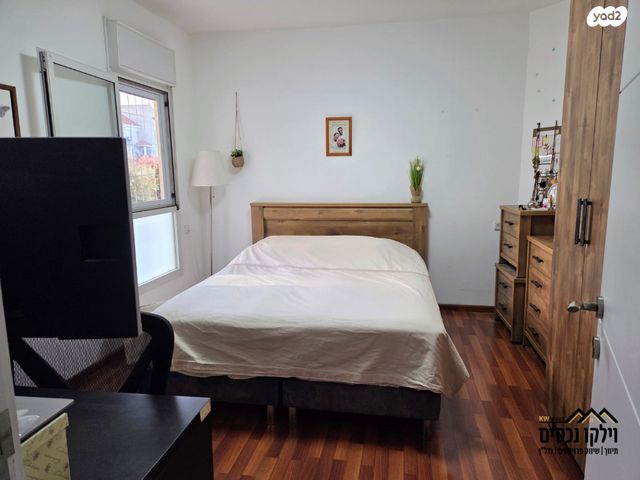 דירה, הצבעוני, נאות אשכול, יבנה