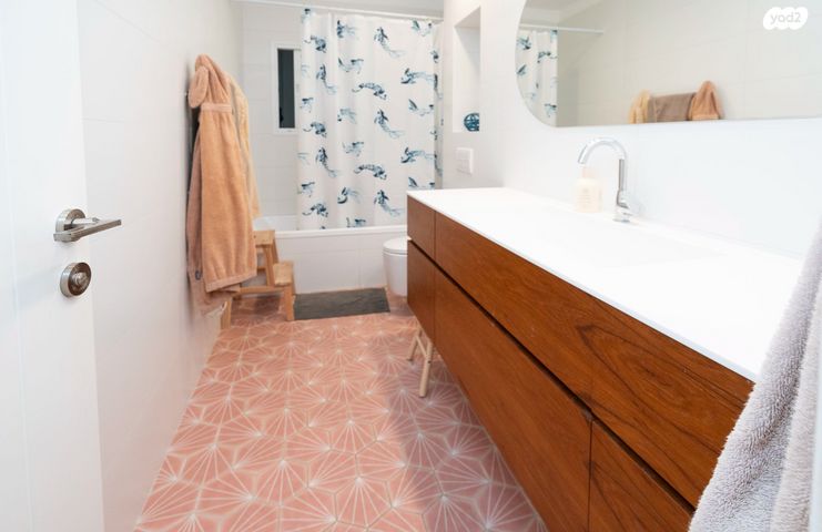 דירה, ש"י עגנון, הרצליה הירוקה, נווה עובד, הרצליה