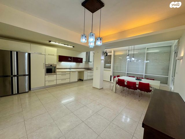 דירה, כרמל צרפתי, חיפה