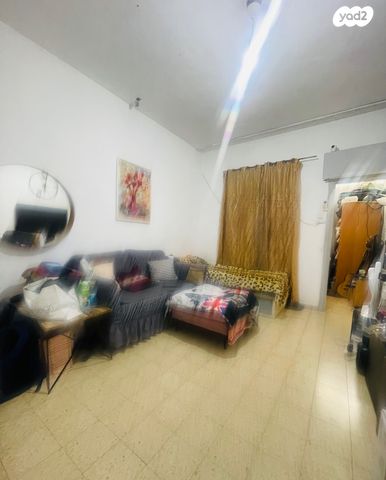 דירה, דרך זאב ז'בוטינסקי, שכונת בן גוריון, מרכז העיר ג', רמת גן