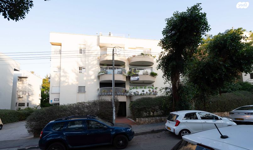 דירה, ש"י עגנון, הרצליה הירוקה, נווה עובד, הרצליה