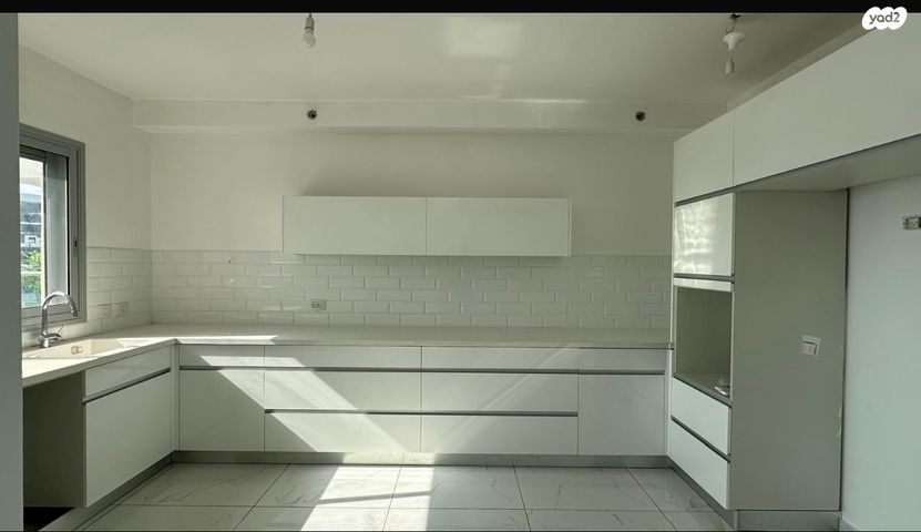 דירה, האירוס, ראשון לציון