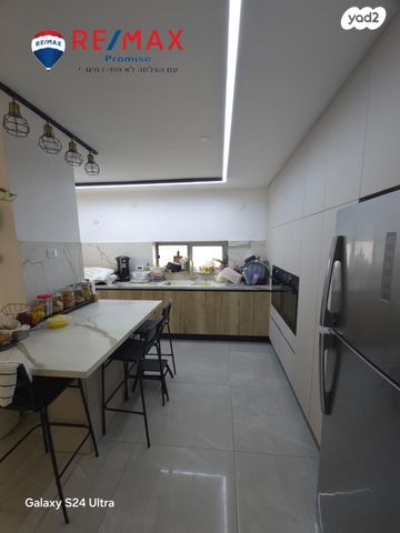 דופלקס, יצחק בן צבי, אפרידר, אשקלון