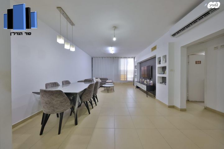 דירה, ירושלים 12, מרכז העיר, קרית אתא