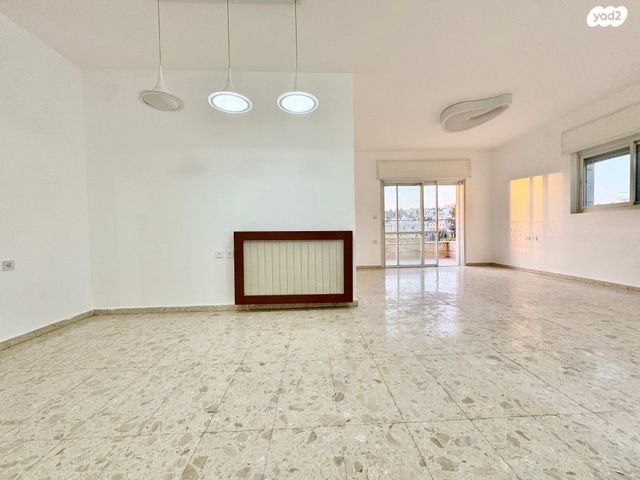 דירה, מקור חיים, מקור חיים, ירושלים