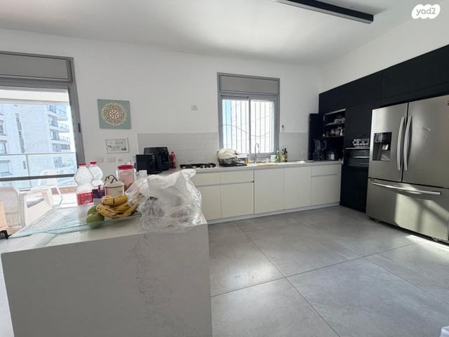 גג/ פנטהאוז, צבי תדמור, ח-501, חולון