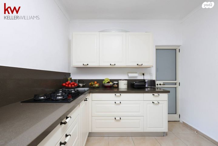 בית פרטי/ קוטג', רעננה