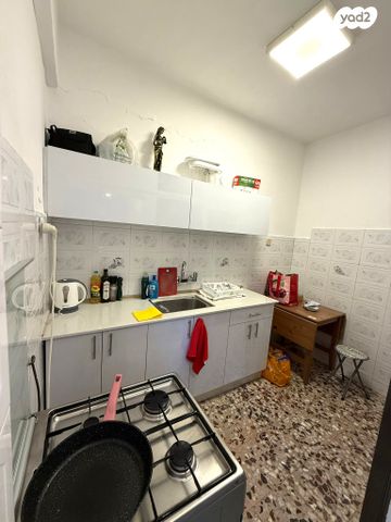 דירה, רמב"ם, גבעת הרמבם, גבעתיים