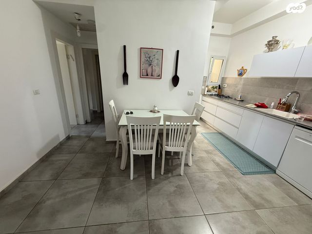 דירה, הפרטיזנים, נווה עמל, הרצליה