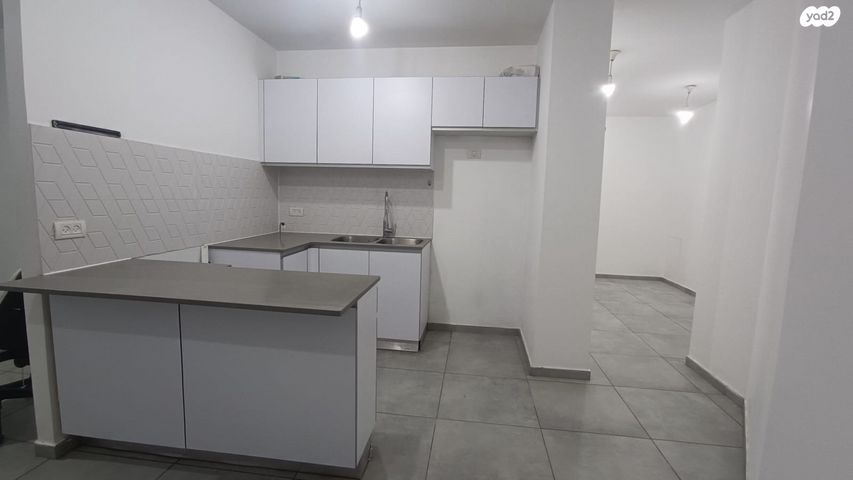 דירה, הרב נורוק, קרית הרצוג, בני ברק