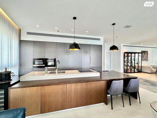 דירה, יוסף לפיד 3, גלי הים, נתניה