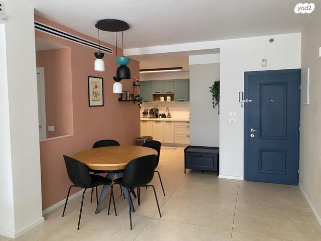 דירה, יגאל אלון, מרכז, הרצליה